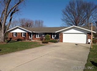 5742 Staunton Rd, Edwardsville, IL 62025
