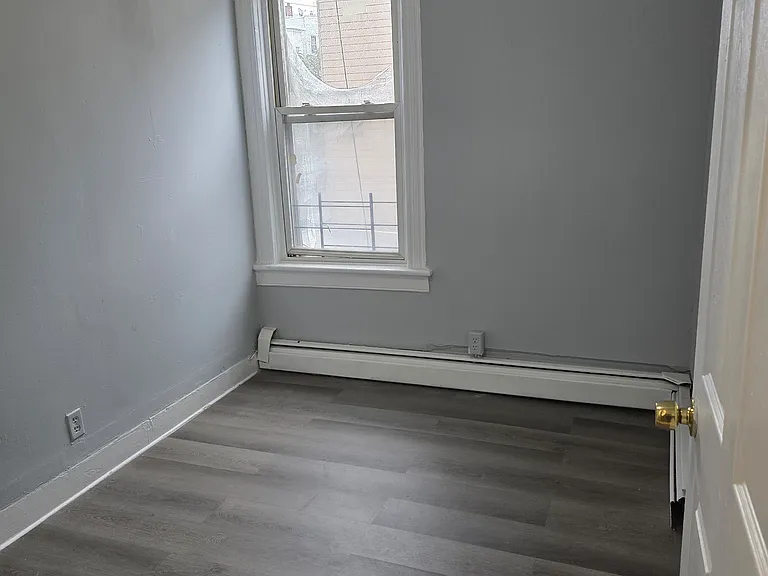 8 Garfield St #3 — Photo 8