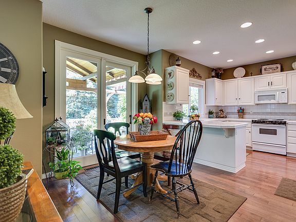 4th image of 12661 SW Creekshire Dr
