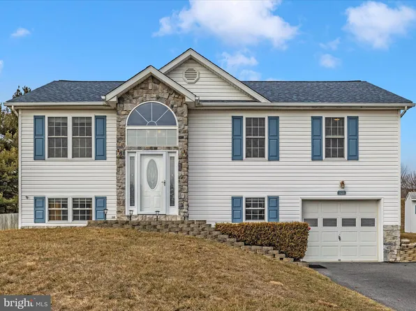 120 Bosc Ct, Thurmont, MD 21788