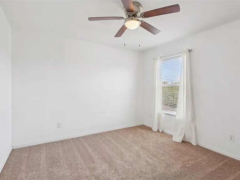 20721 Whitewood Way — Photo 44