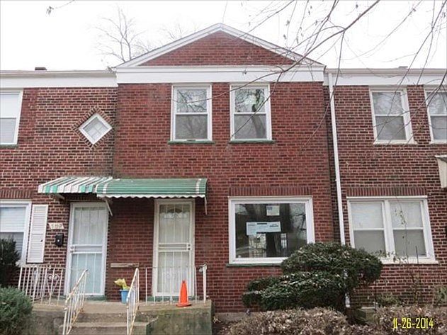 1st image of 1125 E 82nd Pl