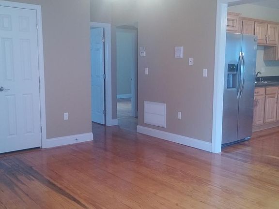 entrance to bathroom & bedrooms from living room