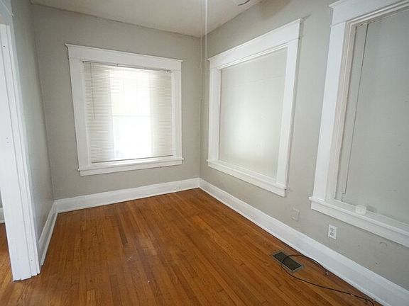 4th image of 6004 N Suwanee Ave APT A