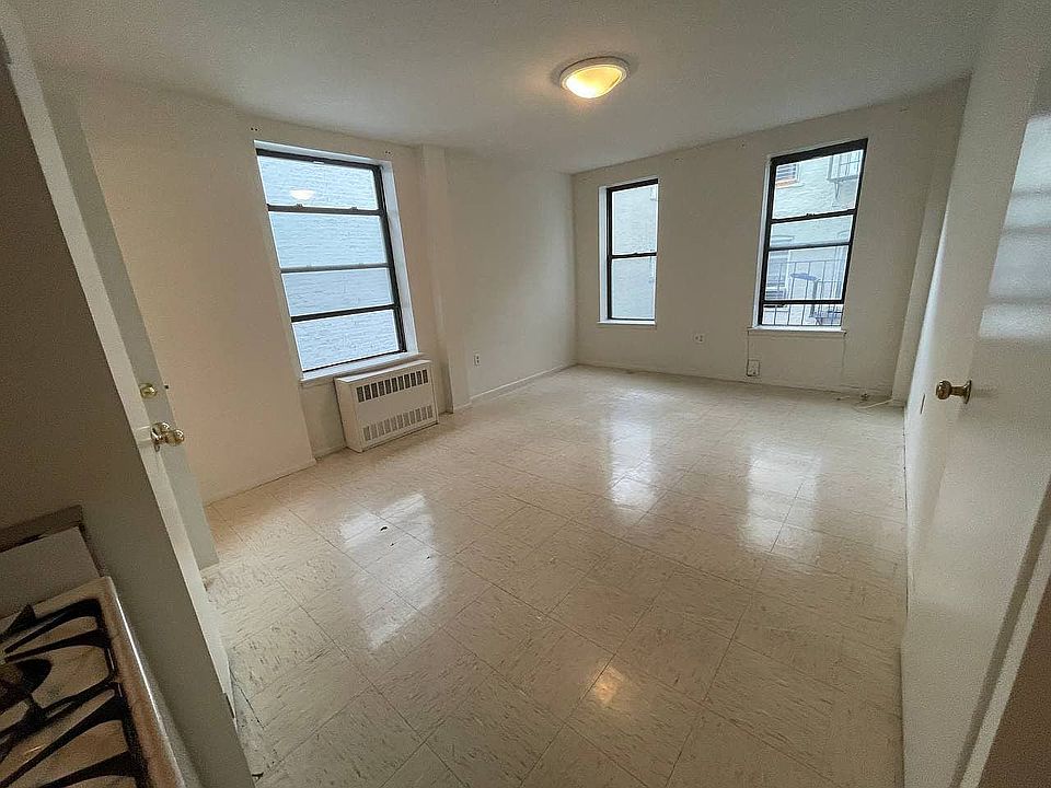 1st image of 206 E 67th St APT 52
