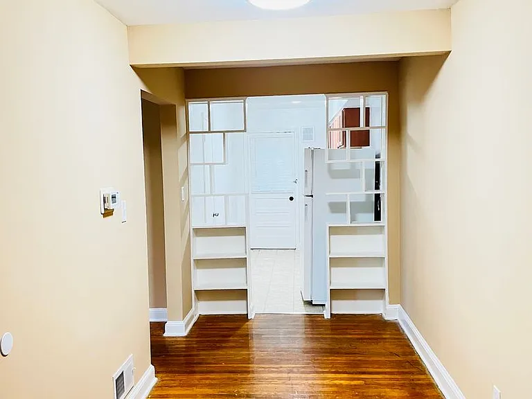 8717 Plymouth St — Photo 29
