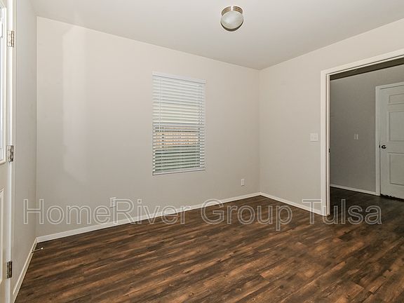 5th image of 1509 S 31st St