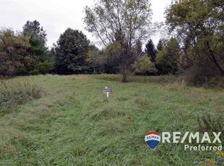 S1446 E Redstone Dr, La Valle, WI 53941