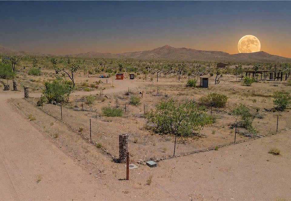 1st image of 8586 W McGrath Drive