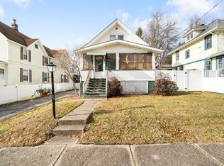 156 Commonwealth Ave, Middletown, NY 10940