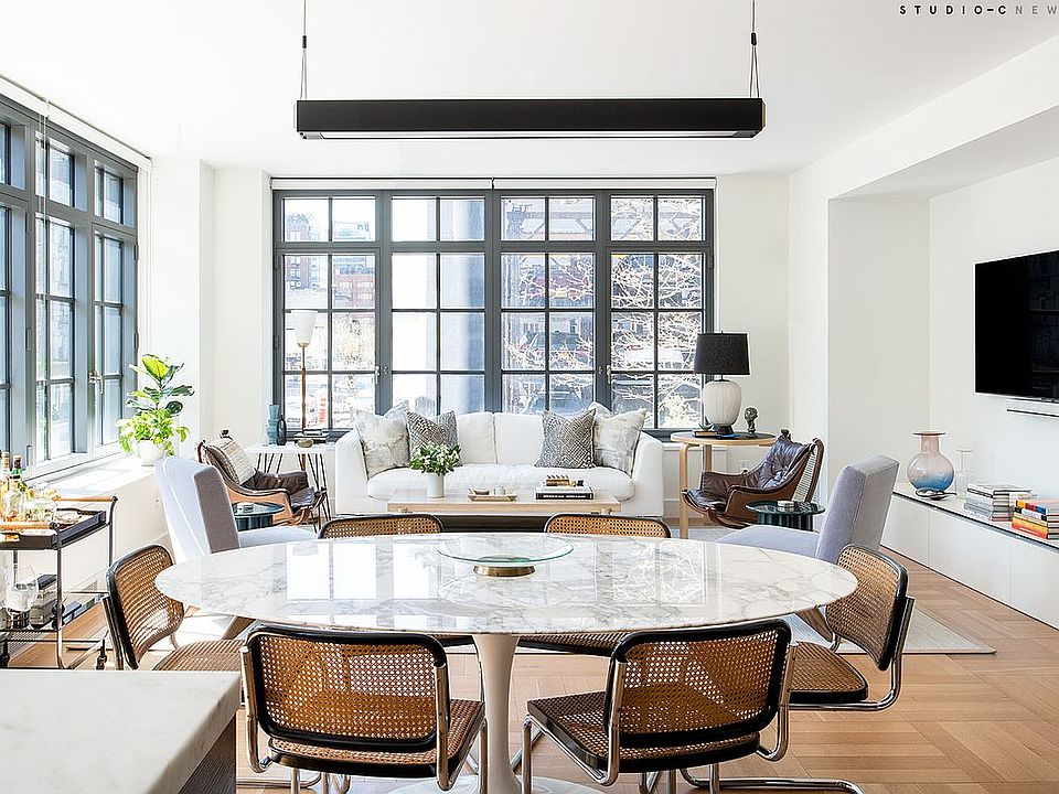 1st image of 500 W 21st St Unit Garden G