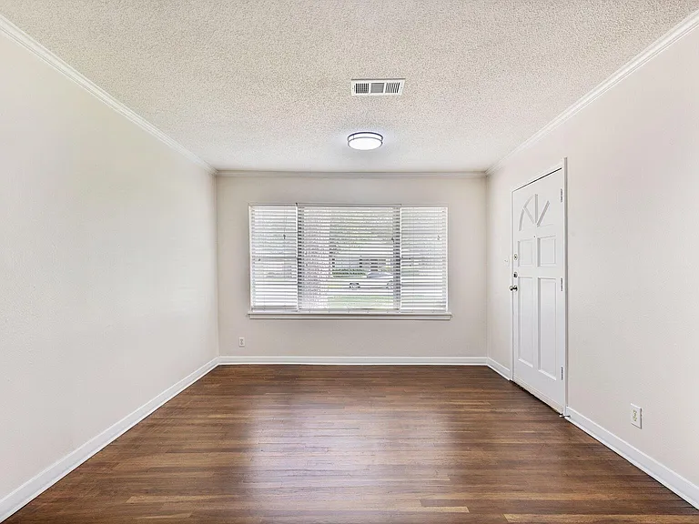 9629 Panola Way — Photo 5