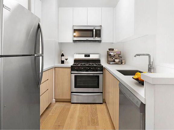 5th image of 275 Park Ave #5PS