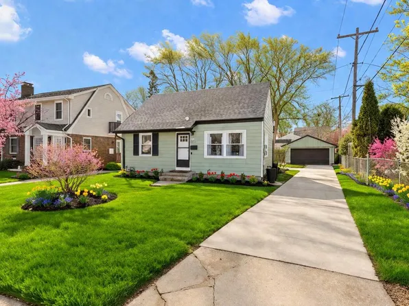 9131 West MT VERNON AVENUE, Milwaukee, WI 53226