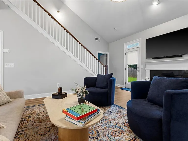 1704 Drew Dr NW — Photo 14