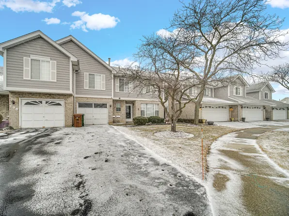 502 W Clare Ct, Wood Dale, IL 60191