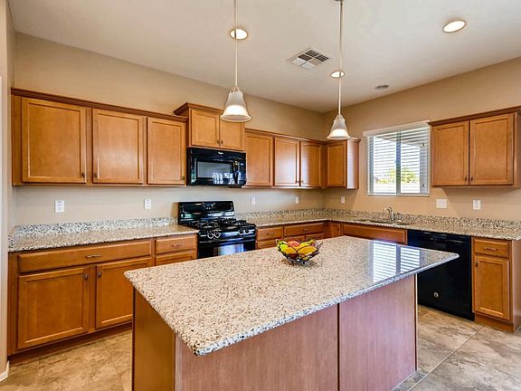 4 bedroom home with RV Gate-large-004-4-
