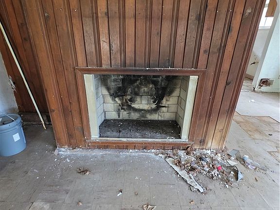 4th image of 1343 Cory Dr