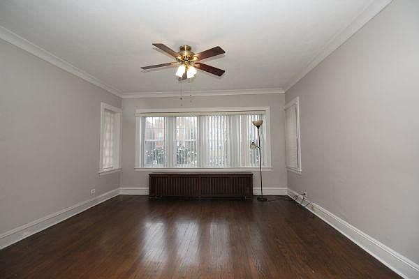 1st image of 5207 W School St #1