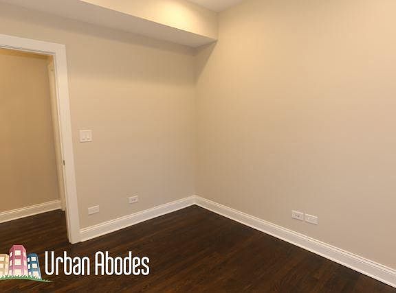 4th image of 527 W Barry Ave #Ua3s