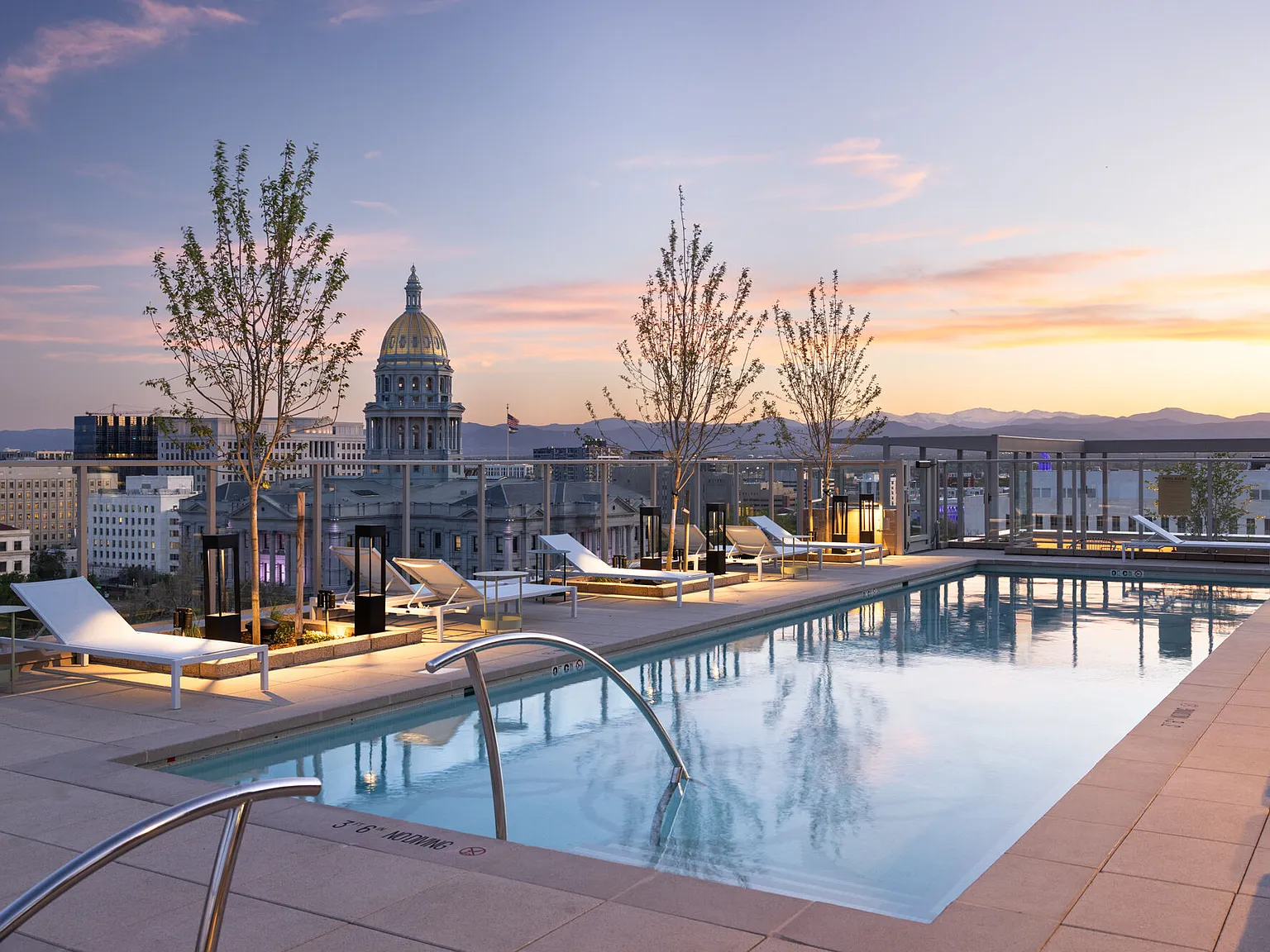 NOVEL Uptown by Crescent Communities — Photo 2
