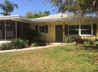 320 Pennsylvania Ave, Saint Cloud, FL 34769