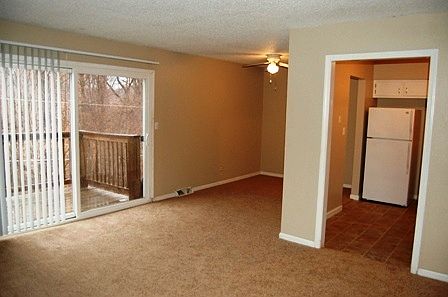 4th image of 1906 N 77th St APT 9