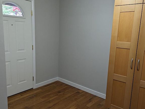 5th image of 5873 Jacksons Oak Ct