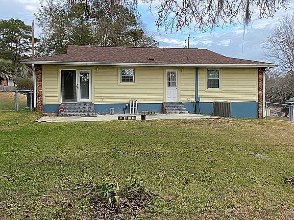 2nd image of 2205 Greenwich Way