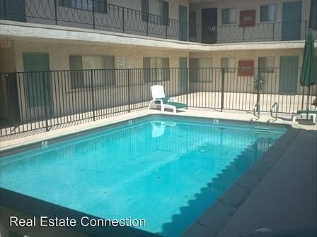 2nd image of 4029 W 138th St APT 219
