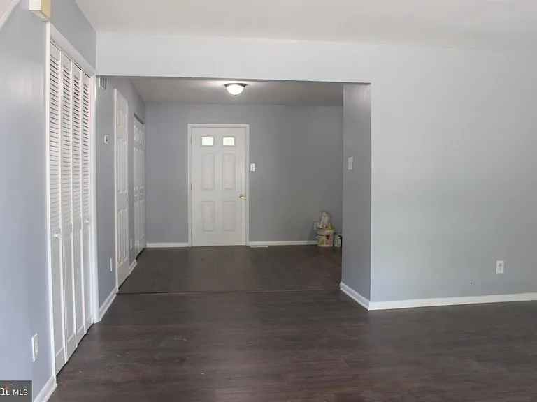 127 Higgins Dr — Photo 3