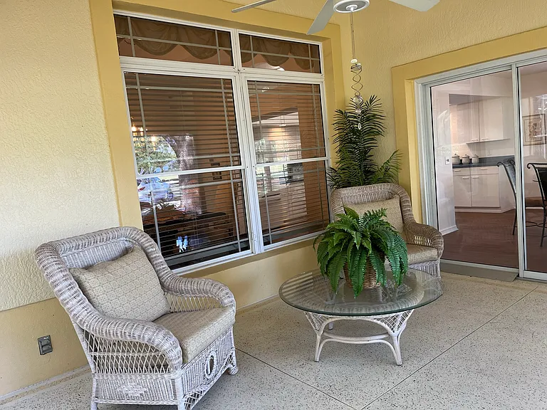 35 Hickory Cir — Photo 9