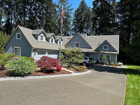 2nd image of 11419 Madera Cir SW