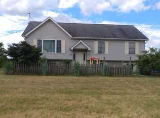 42 Kosuga Ln, Pine Island, NY 10969