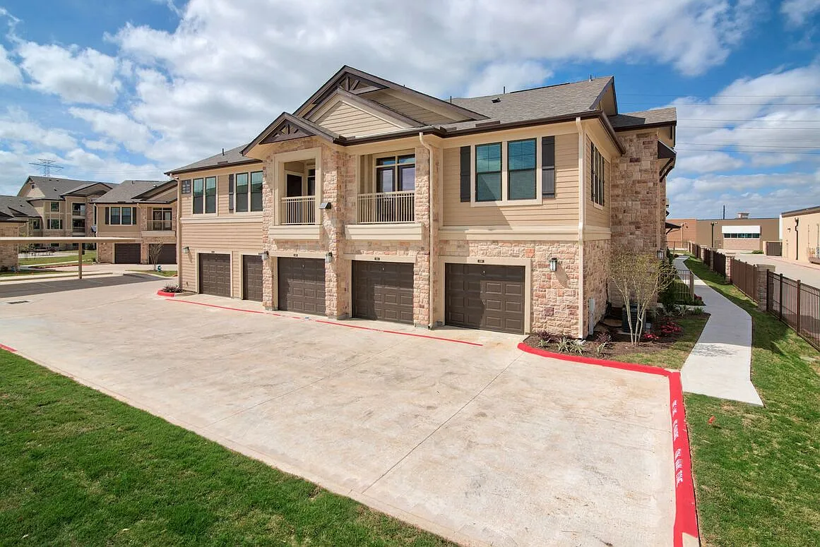 Seville at Clay Crossing — Photo 1