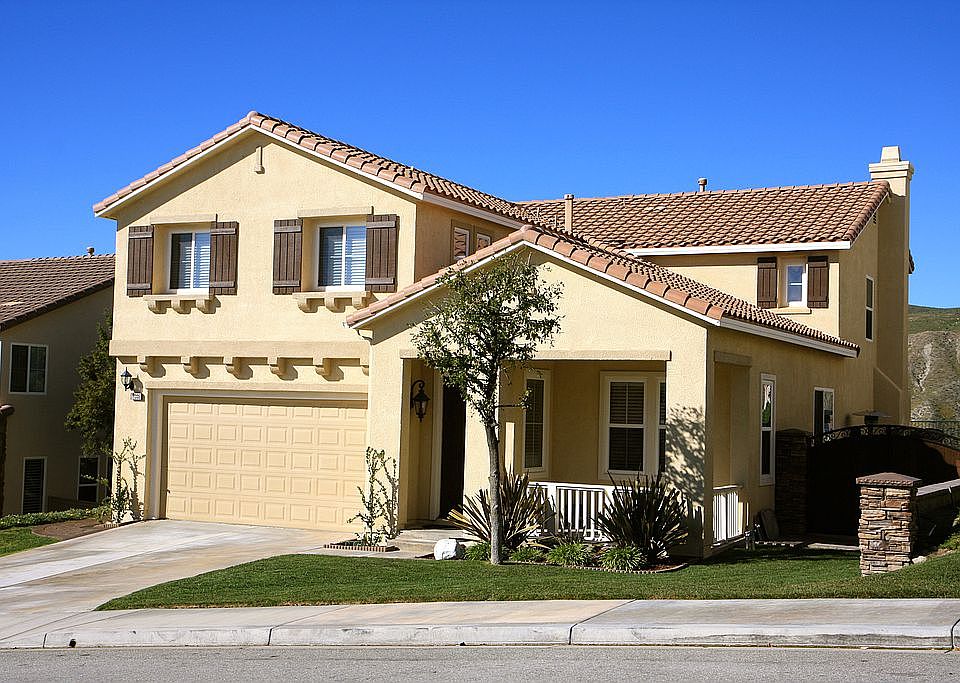 1st image of 17335 Crest Heights Dr
