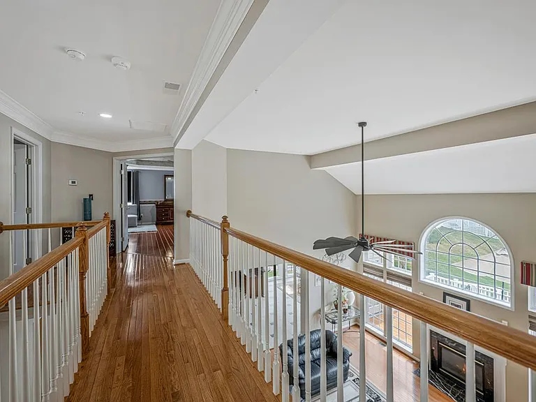 1117 Horizon View Pl — Photo 24