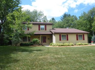 5601 Whitehall St, Midland, MI 48642