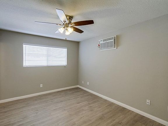 2nd image of 4747 67th St #B