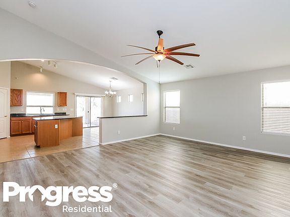 5th image of 22090 N Dietz Dr