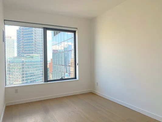 Rented by Modern Spaces | media 5