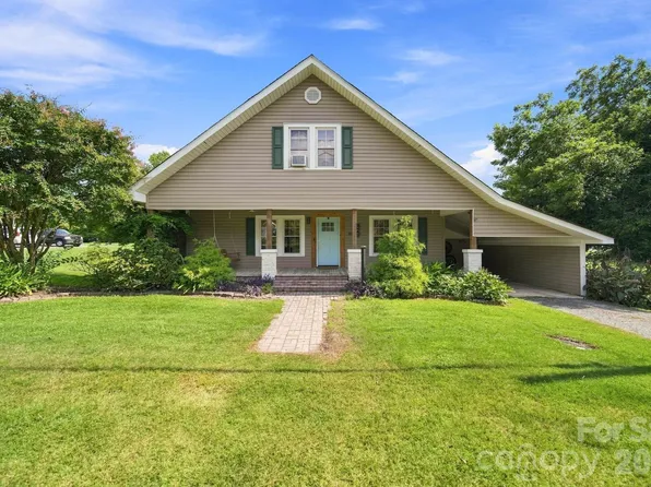 101 W Raleigh St, Stanfield, NC 28163
