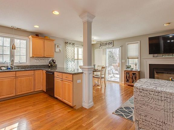 3rd image of 309 Farrwood Dr #0