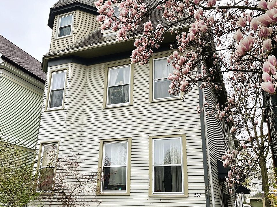 1st image of 537 W Ferry St APT 4