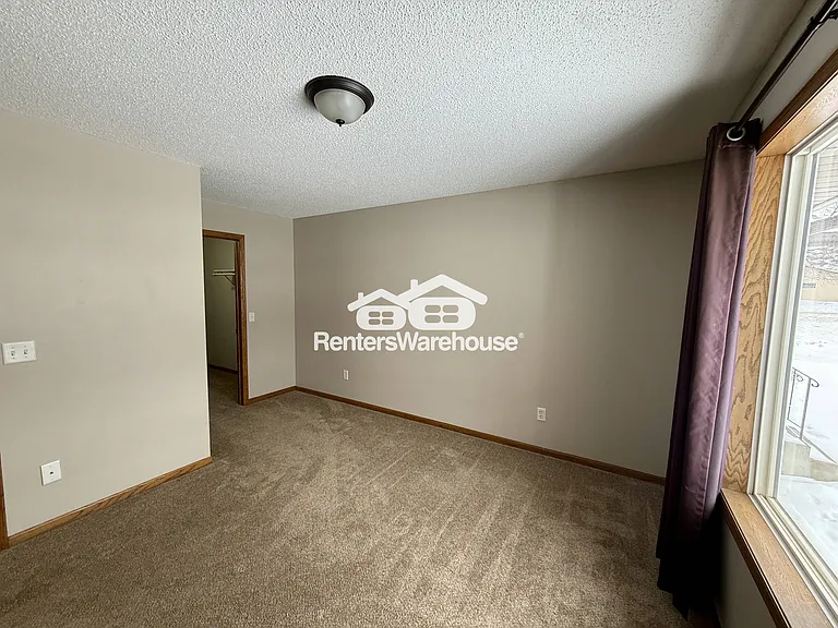6762 Gretchen Ct N — Photo 11
