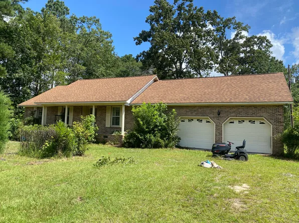 299 Broughton Dr, Eutawville, SC 29048