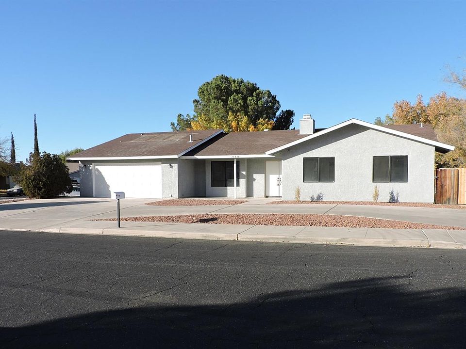 1st image of 15880 Elcona Pl