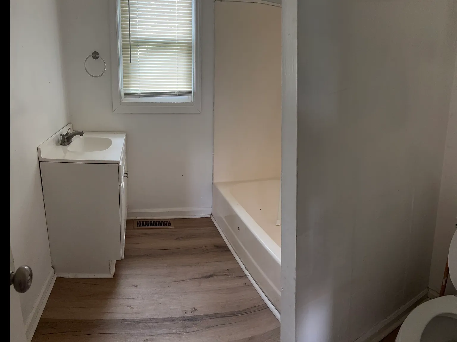 2305 Wisemantown Rd — Photo 3