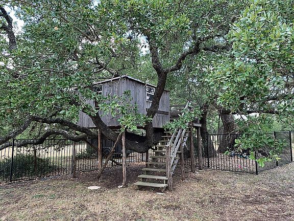 5th image of 294 Madera Way