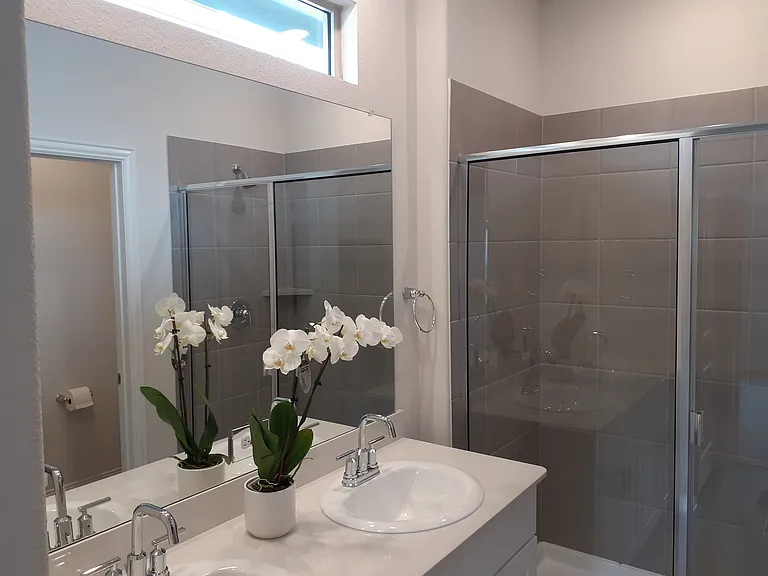 Master bathroom.